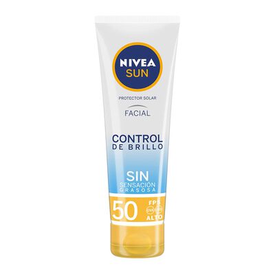 Nivea Protector Solar Facial Matificante Control De Brillo Fps 50+ No Grasoso 50 Ml