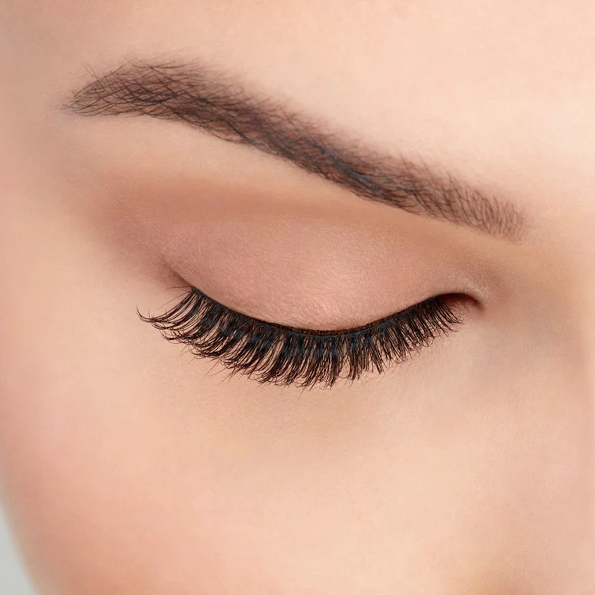 Ardell Pesta&ntilde;as Postizas Natural 174 Black image number null