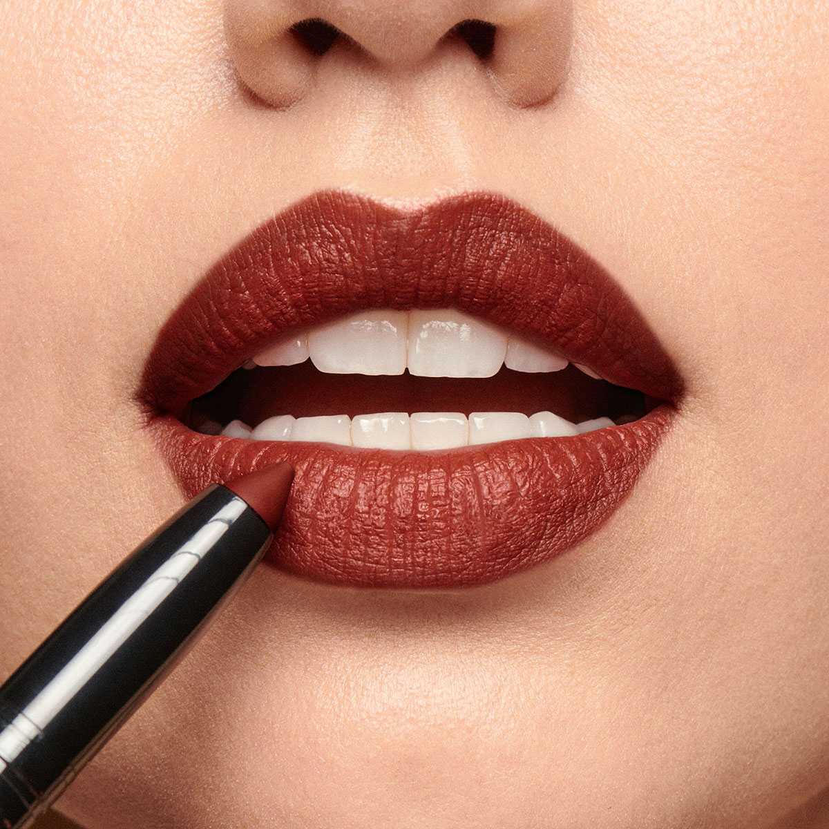 Revlon L&aacute;piz Labial Colorstay Matte Lite Tono Souffl&eacute; All Day image number null